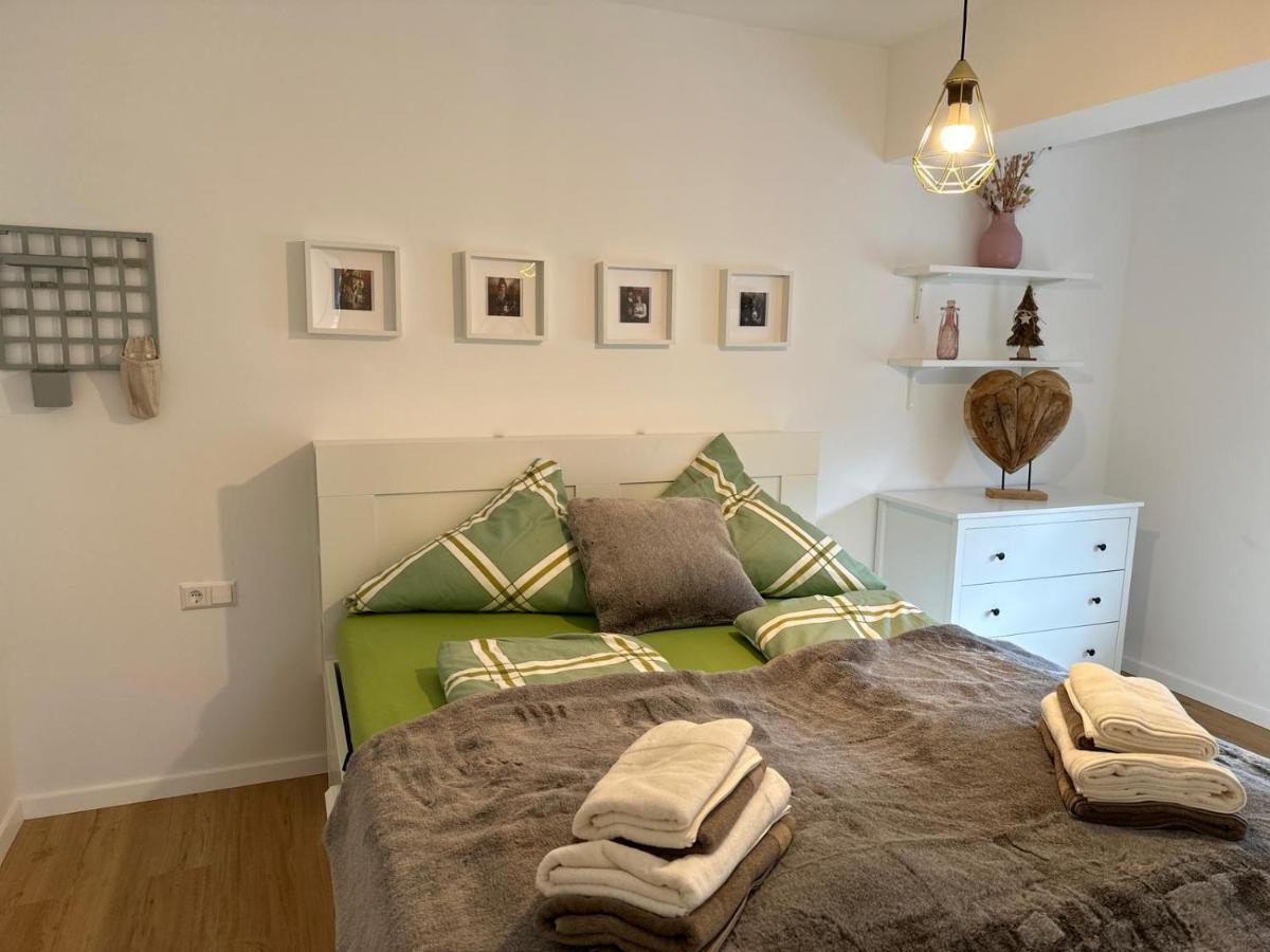 Schwarzwald Maedl Apartment Bad Wildbad Ngoại thất bức ảnh