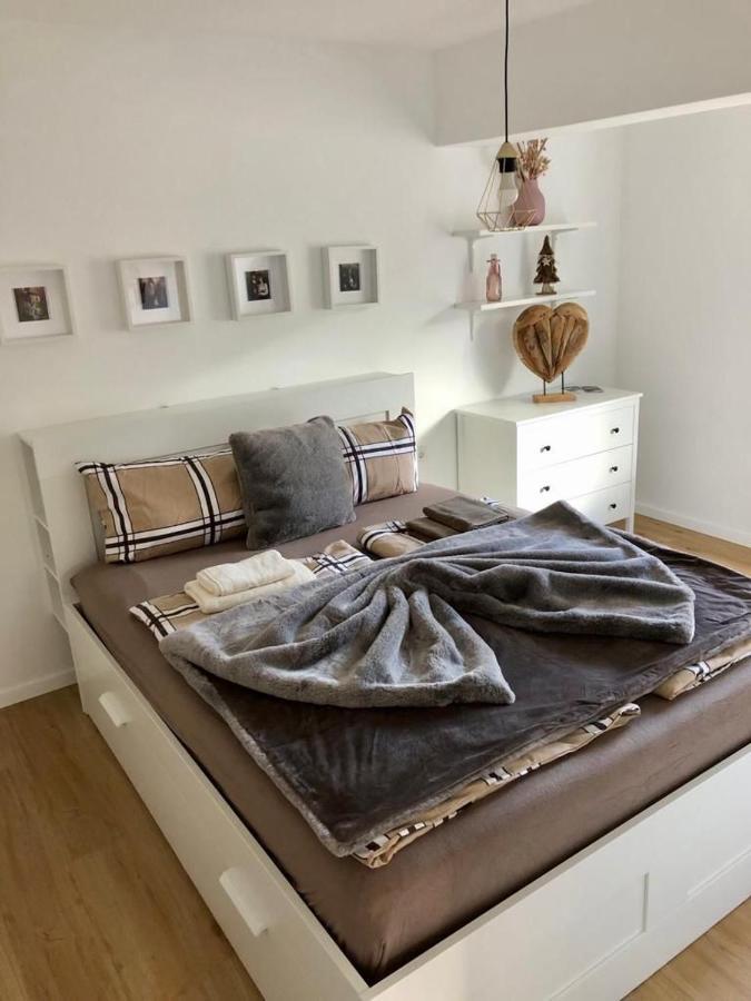 Schwarzwald Maedl Apartment Bad Wildbad Ngoại thất bức ảnh